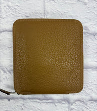 Load image into Gallery viewer, Hermes Silky Pop Tote
