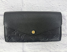 Load image into Gallery viewer, Louis Vuitton Black Empriente Flap Wallet

