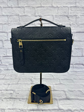 Load image into Gallery viewer, Louis Vuitton Black Empriente Pochette Metis W/Black Guitar Strap
