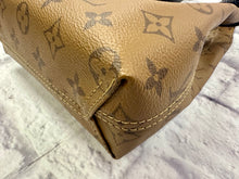 Load image into Gallery viewer, Louis Vuitton Reverse Atlantis BB
