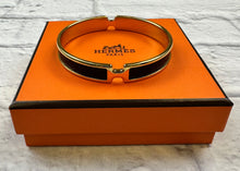 Load image into Gallery viewer, Hermes PM Black Lizard Bangle
