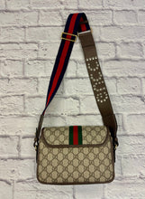 Load image into Gallery viewer, Gucci Ophidia Small Shoulder Bag
