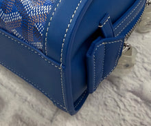 Load image into Gallery viewer, Goyard Blue Bonbonnière Bag
