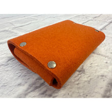 Load image into Gallery viewer, Hermes Orange Felt Mises Et Relances Playing Card Holder
