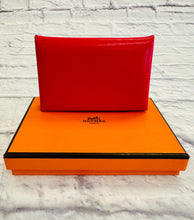 Load image into Gallery viewer, Hermes Rose Extreme Calvi Card Case
