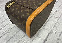Load image into Gallery viewer, Louis Vuitton
