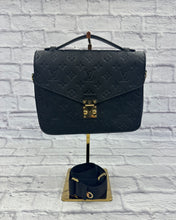 Load image into Gallery viewer, Louis Vuitton Black Empriente Pochette Metis W/Black Guitar Strap
