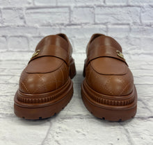Load image into Gallery viewer, Chanel Quilted CC Loafers 39.5 Light Brown
