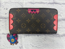 Load image into Gallery viewer, Louis Vuitton Monogram Totem Full Zip Wallet

