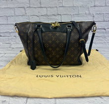 Load image into Gallery viewer, Louis Vuitton Monogram Estrella MM
