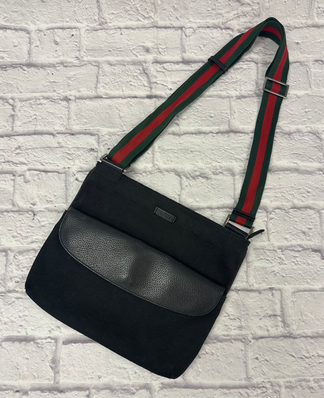 Gucci Black Monogram Canvas Signature Web Messenger
