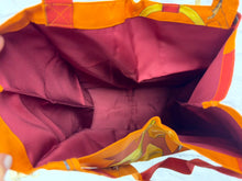 Load image into Gallery viewer, Hermes Silky Pop Tote
