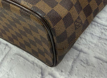 Load image into Gallery viewer, Louis Vuitton Damier Saleya PM
