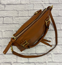 Load image into Gallery viewer, Chloe Tan Medium Marcie Bag
