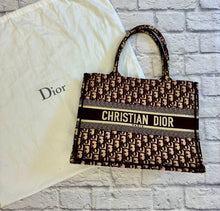 Load image into Gallery viewer, Christian Dior Maroon Oblique medium Book Tote
