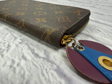Load image into Gallery viewer, Louis Vuitton Monogram Totem Full Zip Wallet
