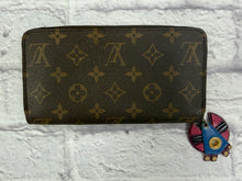 Load image into Gallery viewer, Louis Vuitton Monogram Totem Full Zip Wallet
