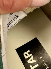 Load image into Gallery viewer, Golden Goose Superstar Green Suede Fuchsia Star Sz 40
