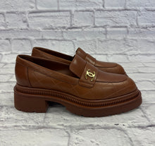 Load image into Gallery viewer, Chanel Quilted CC Loafers 39.5 Light Brown
