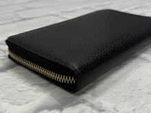 Load image into Gallery viewer, Gucci Leather Soho GG Full Zip Wallet
