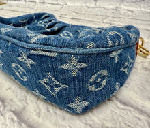 Load image into Gallery viewer, Louis Vuitton Mono Denim Pochette Valley
