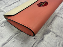 Load image into Gallery viewer, Gucci Animalier Broadway Tiger Head Clutch
