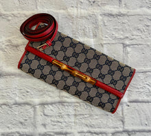 Load image into Gallery viewer, Gucci Navy &amp; Red GG Canvas Bamboo Bar Clutch/Crossbody
