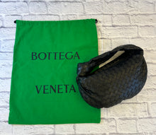 Load image into Gallery viewer, Bottega Veneta Black Teen Jodie
