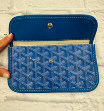 Load image into Gallery viewer, Goyard Blue Goyardine Pouch
