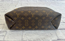 Load image into Gallery viewer, Louis Vuitton Monogram Sully MM
