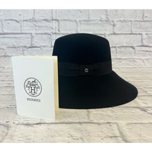 Load image into Gallery viewer, Hermes Black Rabbit Felt Farrah Hat SZ 59

