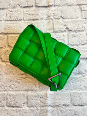 Bottega Veneta Lime Green Cassette Bag – The Stock Room NJ