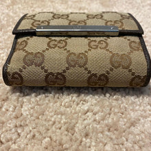 Load image into Gallery viewer, Gucci Logo Wallet, Tan with Silver Plated Front
